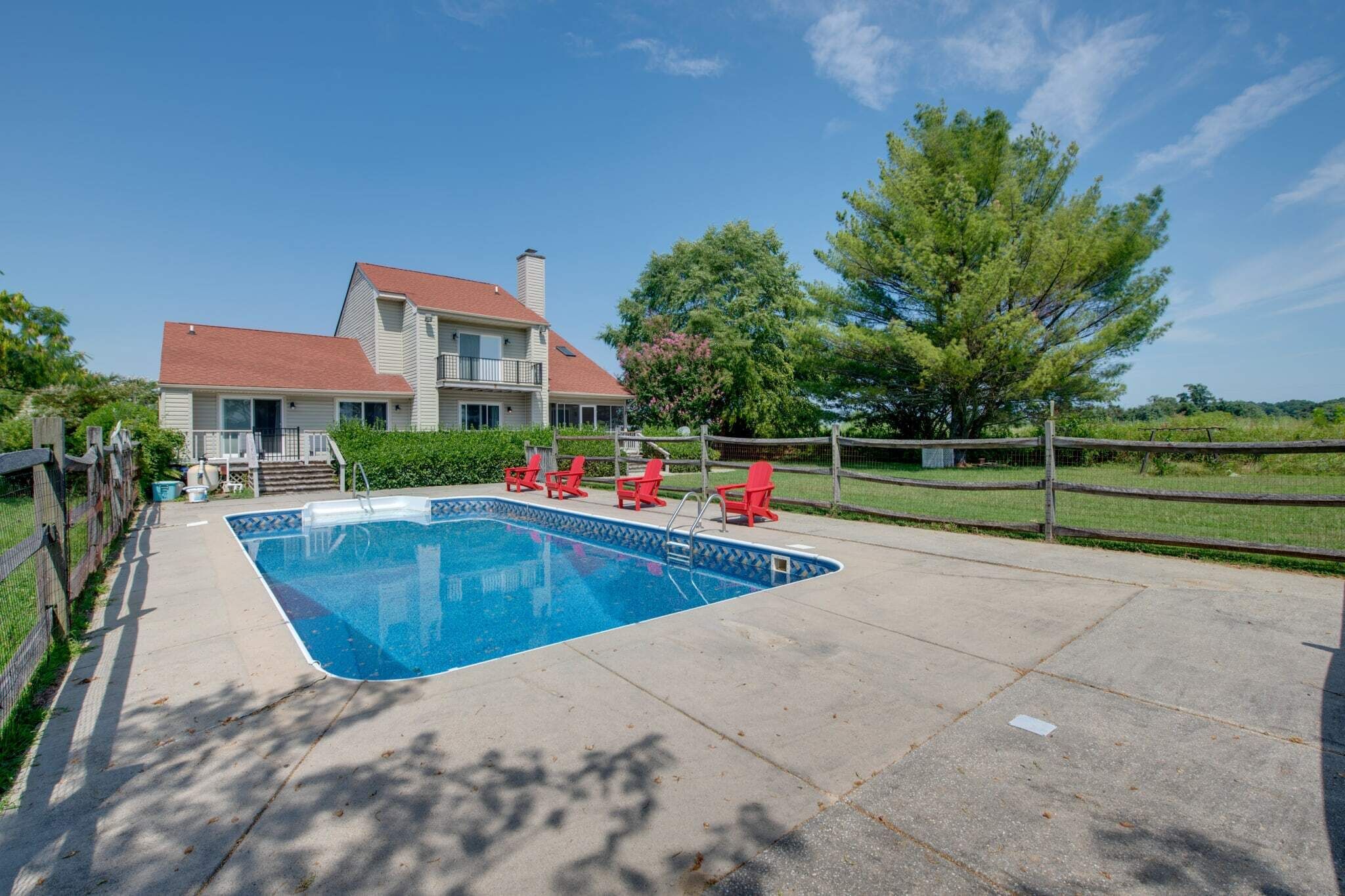 Coan River Cottage w/ Fire Pit, Pool, Movie Room