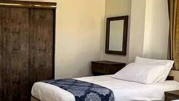 2 bedrooms, soundproofing, bed sheets