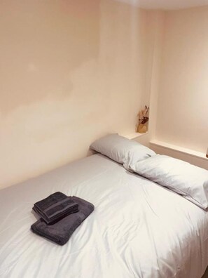 1 Schlafzimmer, Bügeleisen/Bügelbrett, WLAN, Bettwäsche