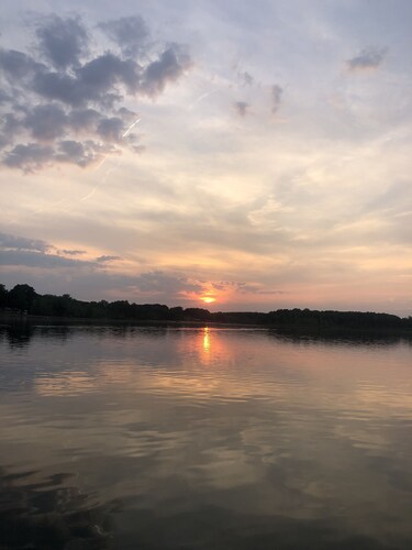 Lake front cottage on all sports Bear Lake in Hillsdale, Michigan