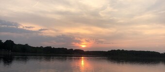 Lake front cottage on all sports Bear Lake in Hillsdale, Michigan