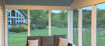 Lake front cottage on all sports Bear Lake in Hillsdale, Michigan