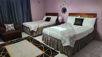 Basic-Vierbettzimmer