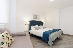 3 室のベッドルーム、アイロン / アイロン台、WiFi、ベッドシーツ