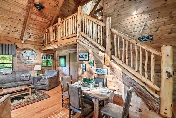 Interior - Views, Hot Tub, Resort Amenities! (Pigeon Forge)