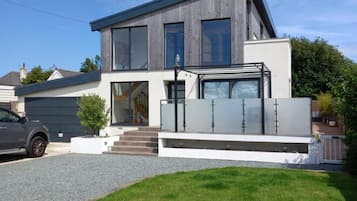 Apartment | Exterior