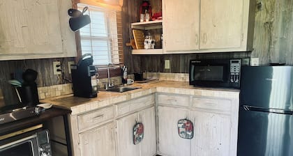 Private stay in the countryside between Olney and Newcastle Texas