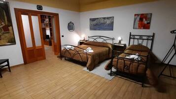 2 Schlafzimmer, WLAN, BettwÀsche