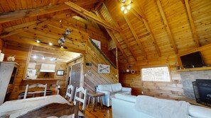 Télévision, cheminée