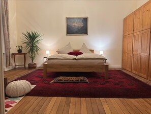 1 chambre, fer et planche à repasser, Wi-Fi, literie fournie