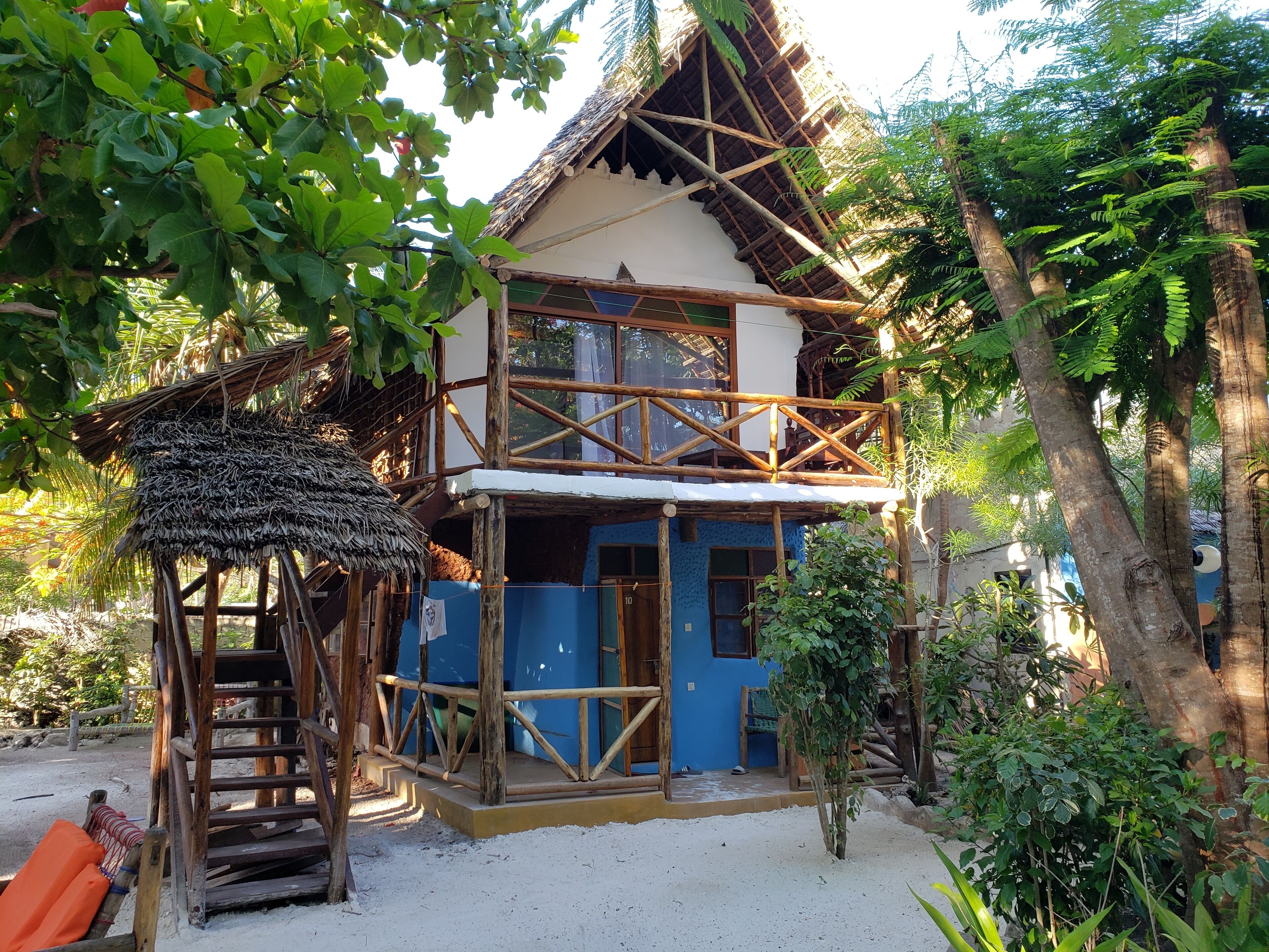 Superior Bungalow, 1 King Bed, Non Smoking, Garden View | Exterior