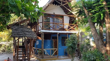 Bungalow superior, 1 cama King size, para no fumadores, vista al jardín | Exterior