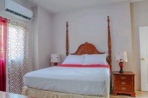 2 sovrum, strykjärn/strykbräda, gratis wi-fi och sängkläder