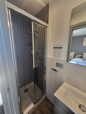 Chambre Double Classique | Salle de bain