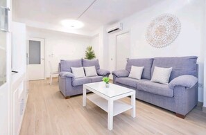 Living area - Apartamento Puerto SOL Y MAR (Fuengirola)