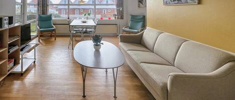 TV, DVD player, stereo