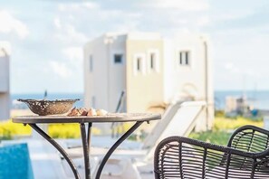 Outdoor dining - Villa Regina - Luxury and Comfort: the refined retreat of Lachania in Rhodes (Lachania)