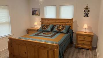 2 間睡房、熨斗/熨衫板、免費 Wi-Fi、床單