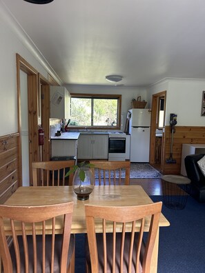 Comfort Cabin, 2 Bedrooms, Non Smoking