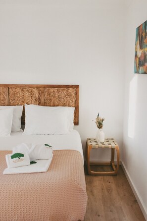 Premium bedding, blackout drapes, iron/ironing board, free WiFi - Chão do Ribeirinho (Fundao)