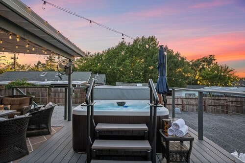 Casa de la Esperanza: 1890s Historic Gem - 5BD/3BA