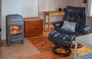 Interior - Beautiful home in åros with kitchen (Åros)