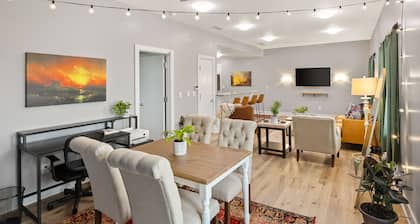 Ft Worth Southside Loft 204- Walk to Magnolia Ave!