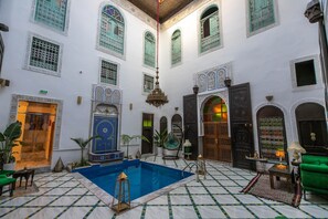Front of property - PALAIS CHAHD LUXURY (Fes)