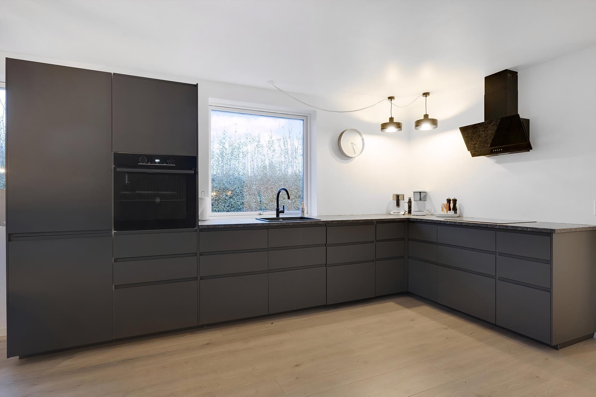 Fridge, oven, dishwasher