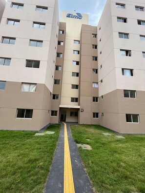 Exterior - Apartamento 2 Quartos a 6 KM do Shopping Flamboyant (Jardim Mariliza Goiânia)