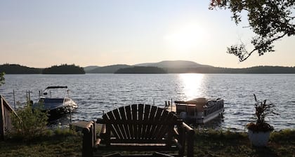 Tupper Lake Lakefront Retreat