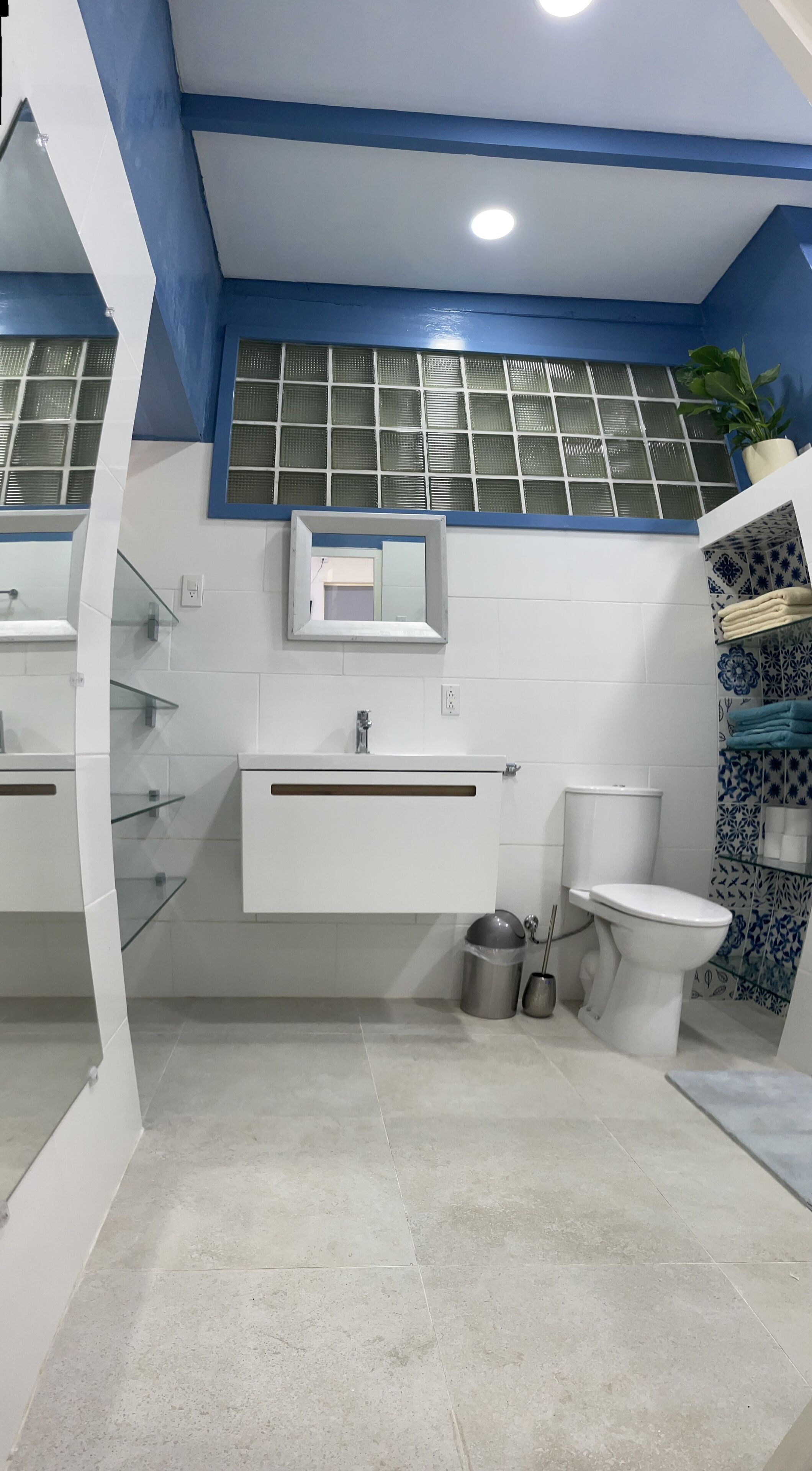Dusche, Handtücher, Seife, Shampoo