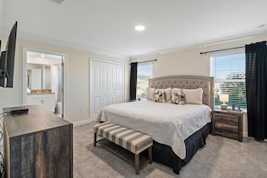 4 bedrooms, iron/ironing board, free WiFi, bed sheets - Championsgate Resort 4 Bedroom Private Pool Townhome (Davenport)