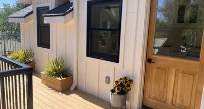 Old Town Oasis - the perfect 30 day stay