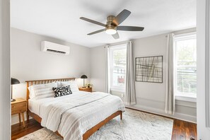 2 chambres, bureau, fer et planche à repasser, Wi-Fi gratuit