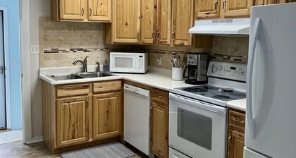 Rhain Rentals 1 Bed in St. Joe