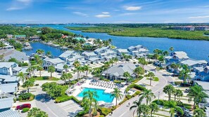 A coastal residential area with houses, a swimming pool, and a marina. - Spacious 2BR 2nd floor Siesta Key condo - GBB 1274 (Siesta Key)