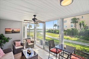 Interior - Relaxing Siesta Key condo with beach access - GBB 1374 (Sarasota)