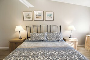 2 室のベッドルーム、アイロン / アイロン台、WiFi (無料)、ベッドシーツ