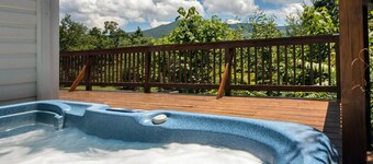 Sunridge Retreat is a secluded cabin in Luray, VA for large family and friends