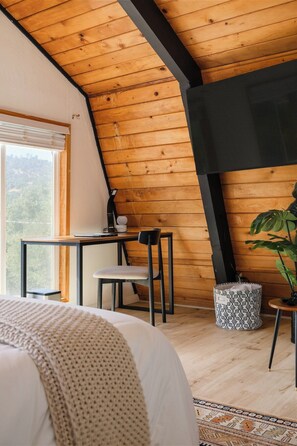 3 chambres, fer et planche à repasser, Wi-Fi gratuit, draps fournis