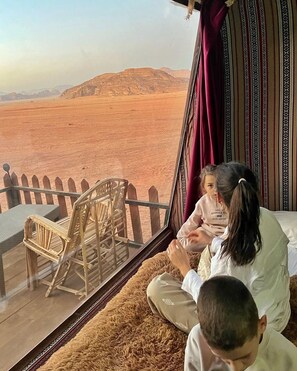 View from room - Wadi Rum Rose camP (Wadi Rum)