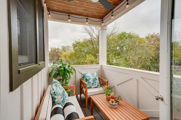 Property grounds - Lockeland Luxe｜Walk to 5 Points｜2 mi to Broadway (Nashville)