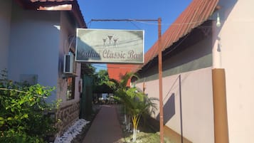 Bar (en la propiedad)
