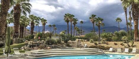 Ulkouima-allas, lämmitetty uima-allas