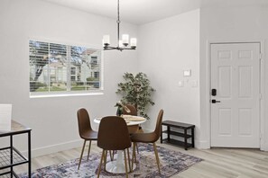 Dining room - Two CozySuites TPC condos with parking and pool (Scottsdale)