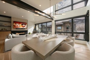 Interior - Retreat At The Ridge- Free Shuttle Out/Ski In (Park City)