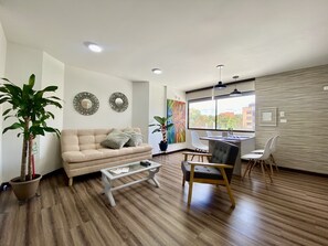 تلفزيون ذكي