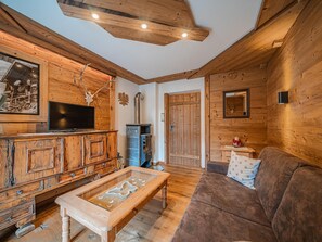 Télévision, chaîne hi-fi