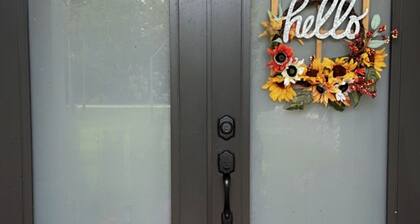 Charming 3-bedroom house with AC in amazing Naples